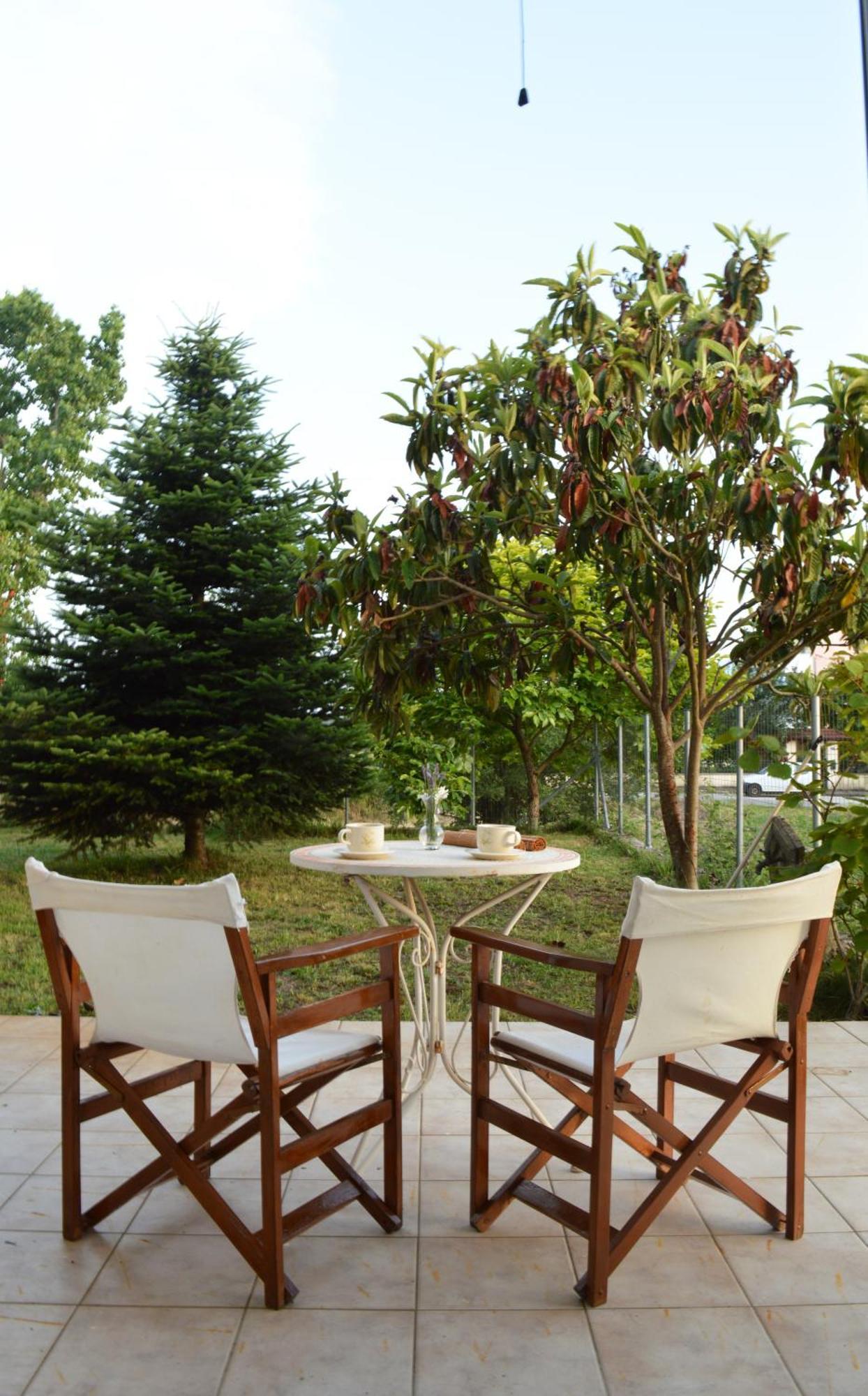 Sunny Retreat With A Garden Terrace Private Room Ioánina Exterior foto